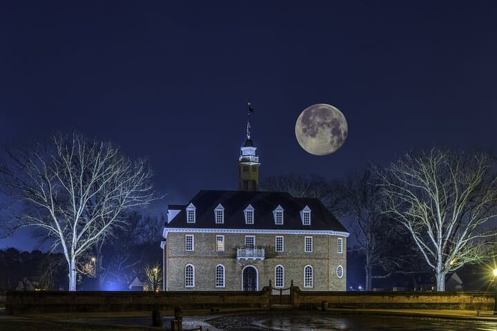 Williamsburg’s Famous Ghosts Self Guided Audio Walking Tour