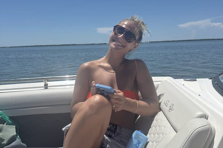Private Dolphin Watching Beach Day Getaway