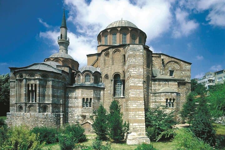 Historic Balat and Chora Tour with Sunset Bosphorus Cruise