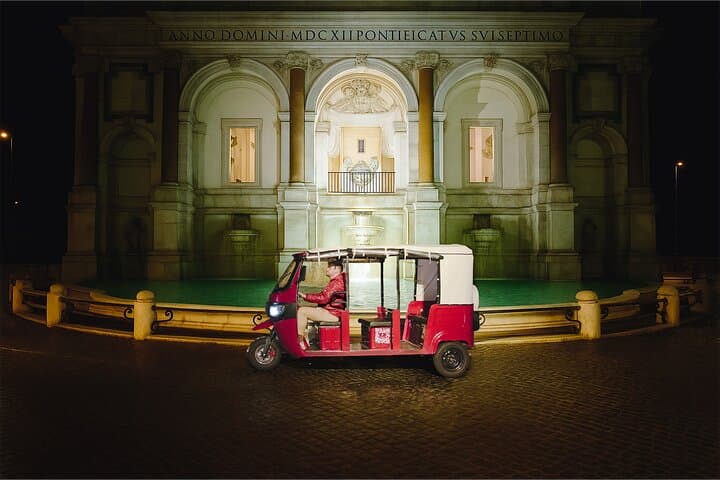 E-Tuk Tour Rome by Night