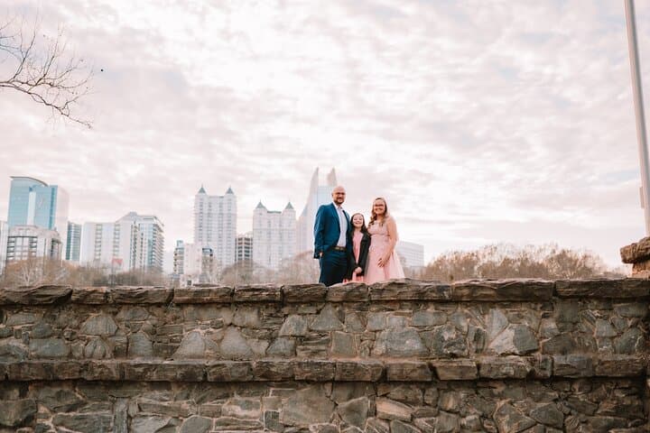 Private Vacation Photoshoot with Photographer in Cleveland