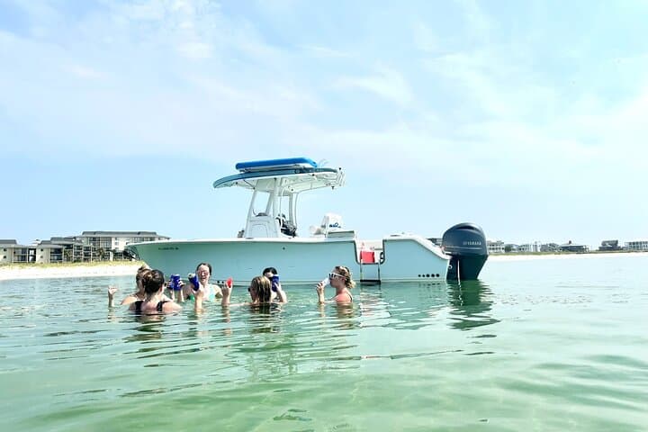 Daytime Family and Friends 1.5 Hour Private Sightseeing Cruise