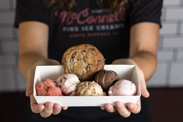 Santa Monica Ice Cream Tour 4 Stops Samples and Full Scoops