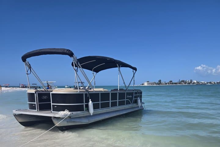 3 Hours Pontoon Private Boat Tour