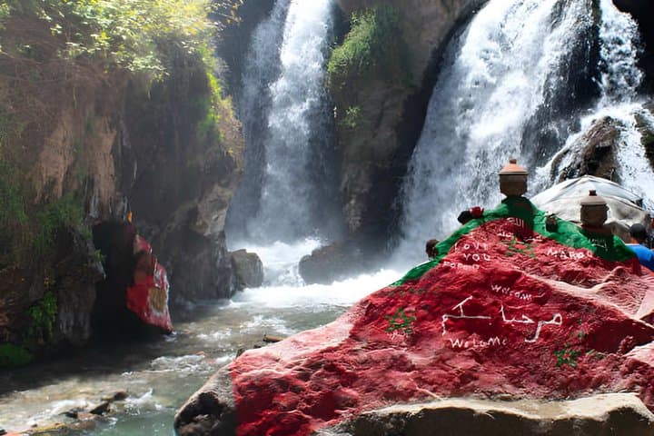 Atlas mountains : 3 valleys day tour with lunch from Marrakech