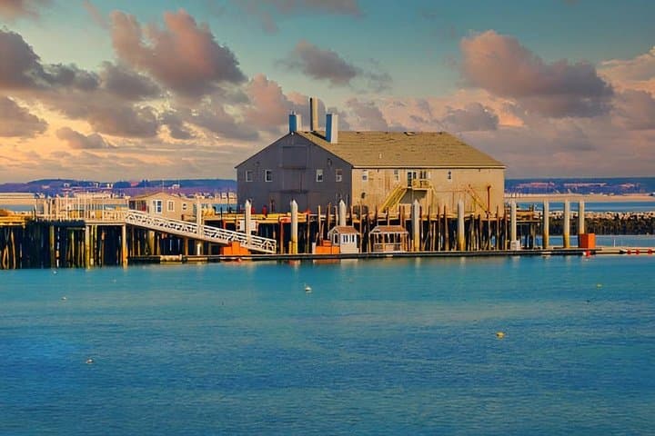 Provincetown Bites and Sights Walking Guided Food Tasting Tour