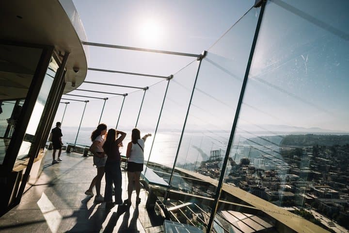 Seattle City Tour ICONIC Sites & Landmarks Small Group Max 12
