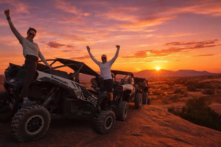 BEST! Hell’s Revenge U-Drive 4X4 Tour in Moab +Dinosaur Tracks!