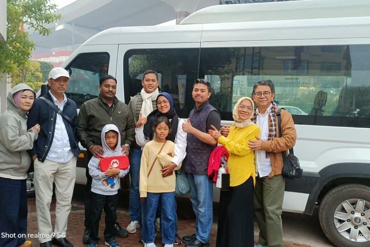 “Same Day Delhi-Agra-Delhi” Private Round Trip/Transfer – By Car