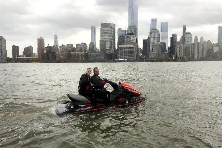 2 Hour NY Harbor Tour and Upper Hudson River