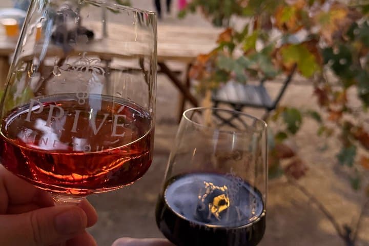 Privé Twilight Sips – 2 Stops + Bites