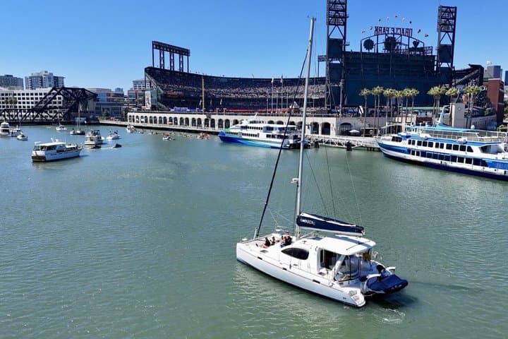 Sail San Francisco Bay on the Frostbite Free Catamaran