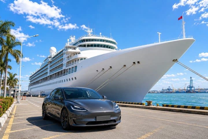 Private Transfer Between Reykjavik/Keflavik & Port